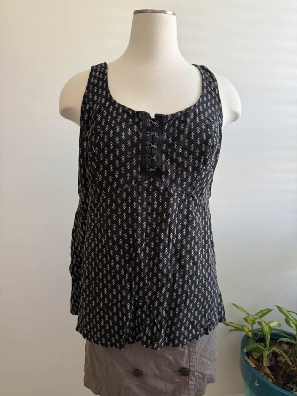 torrid Black Tank with White Diamond Print & Hook Closure